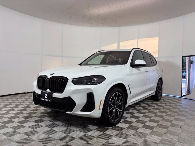 Used 2023 BMW X3 xDrive30i w/ M Sport Package AWD/4WD image 3