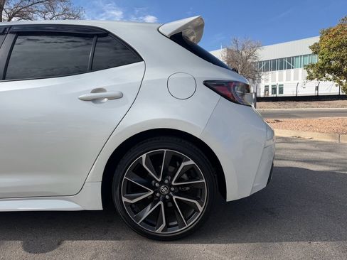 Used 2019 Toyota Corolla XSE image 10