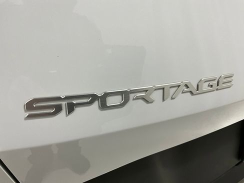 Used 2024 Kia Sportage X-Line image 9