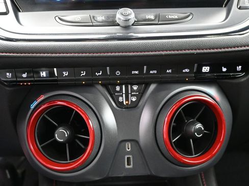 Used 2023 Chevrolet Blazer RS w/ Enhanced Convenience Package image 25