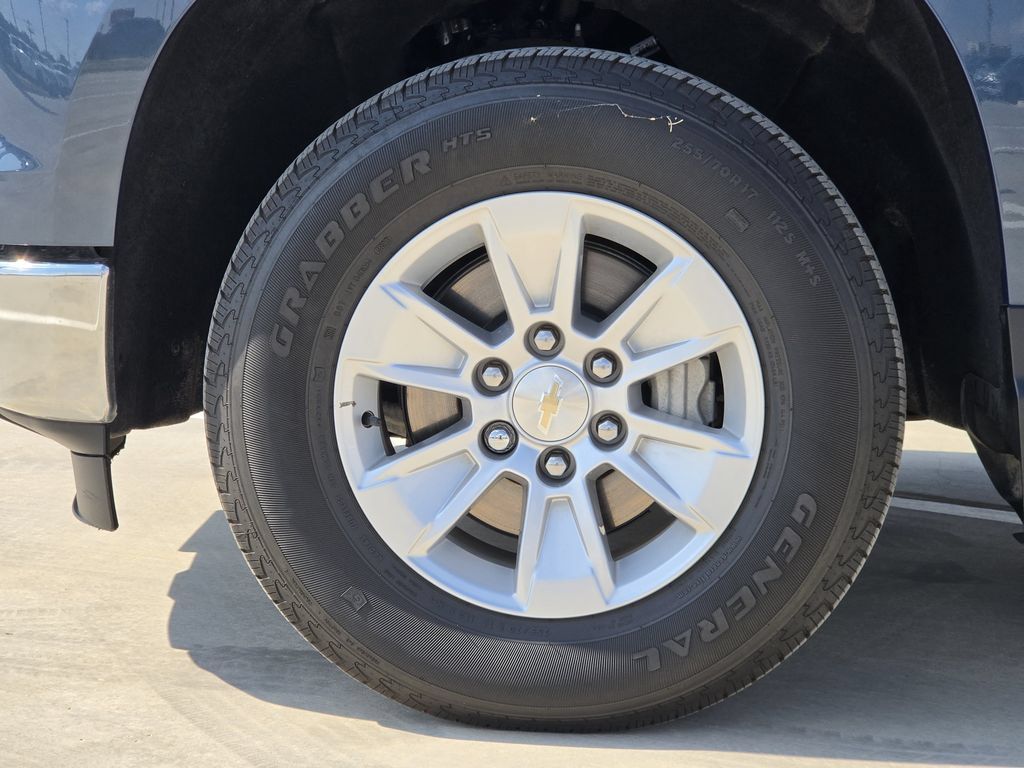 Used 2024 Chevrolet Silverado 1500 LT RWD image 8