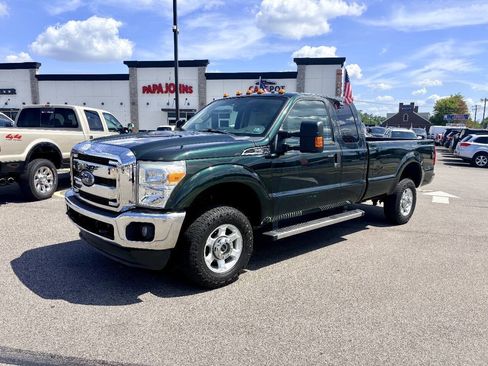 Used 2016 Ford F250 XLT w/ XLT Value Package AWD/4WD image 2