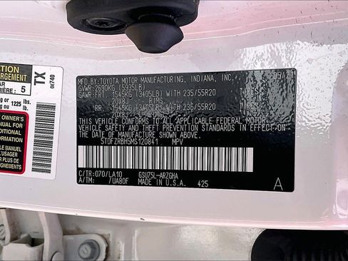 Used 2021 Toyota Highlander Platinum image 36