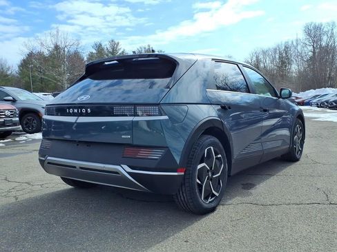 Certified 2024 Hyundai Ioniq 5 SE image 3