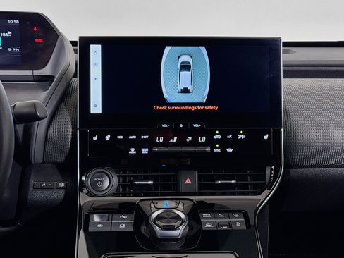 Used 2023 Subaru Solterra AWD image 29