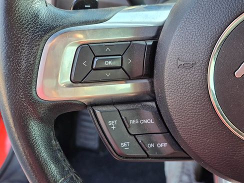 Used 2016 Ford Mustang GT Premium RWD image 18