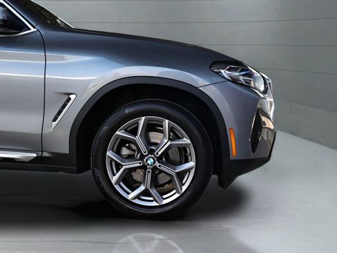 Used 2024 BMW X3 xDrive30i image 10