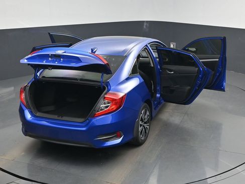 Used 2018 Honda Civic EX-T image 29