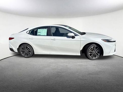 New 2026 Toyota Camry XLE image 12