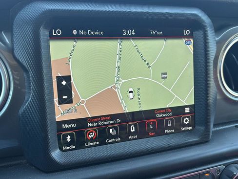 Used 2023 Jeep Gladiator Overland image 13