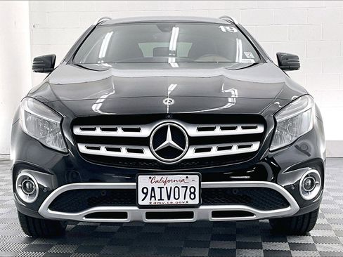 Used 2019 Mercedes-Benz GLA 250 image 2