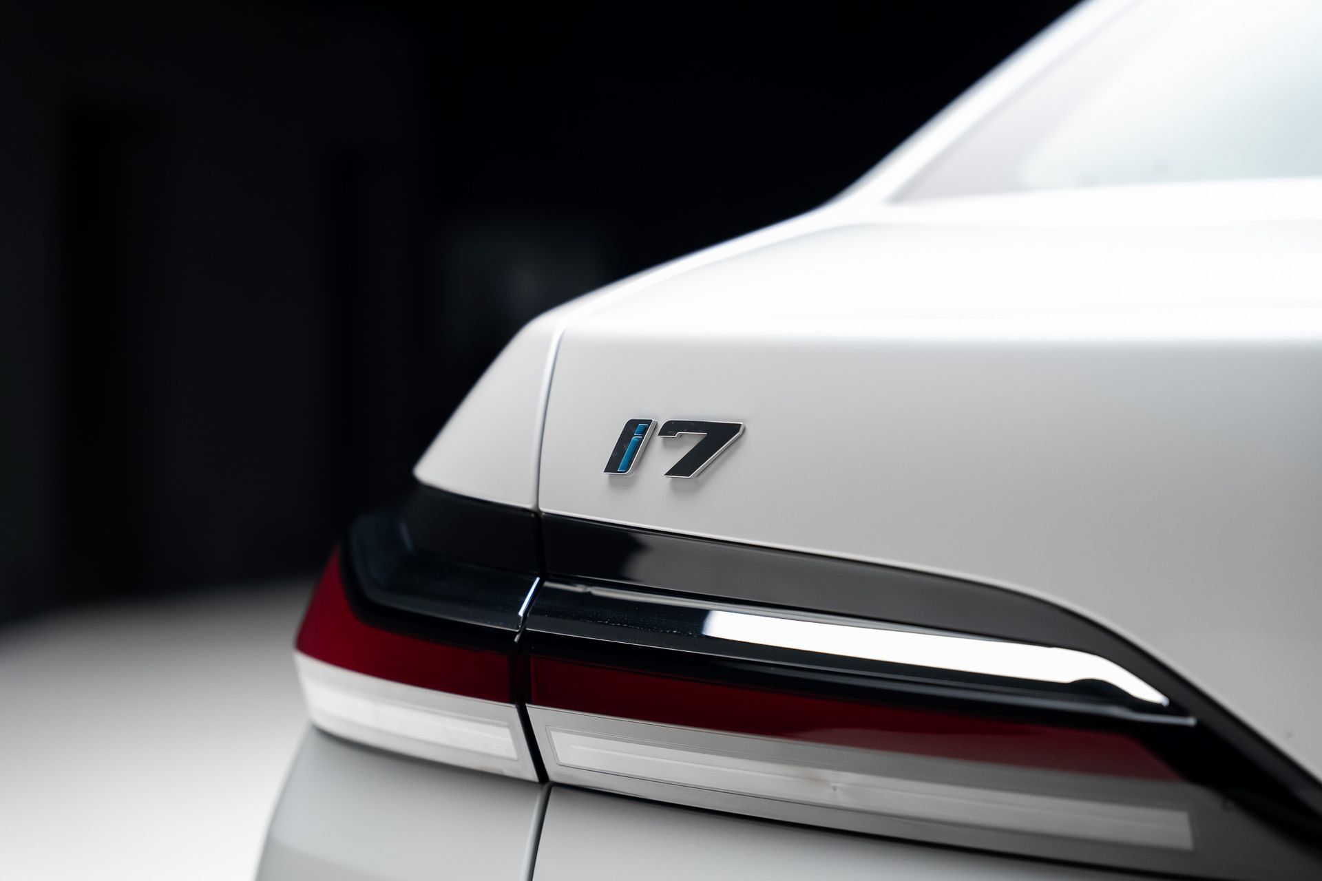 Used 2024 BMW i7 M70 AWD/4WD image 32