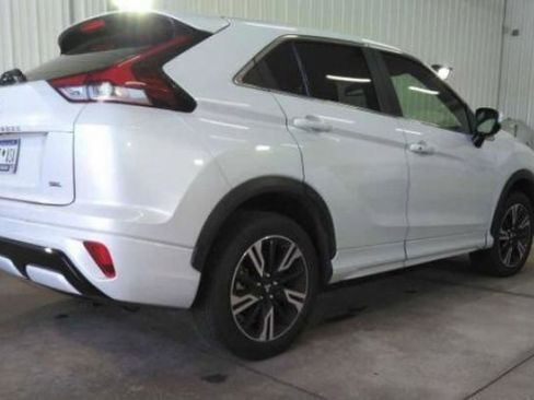 Used 2024 Mitsubishi Eclipse Cross SEL AWD/4WD image 11