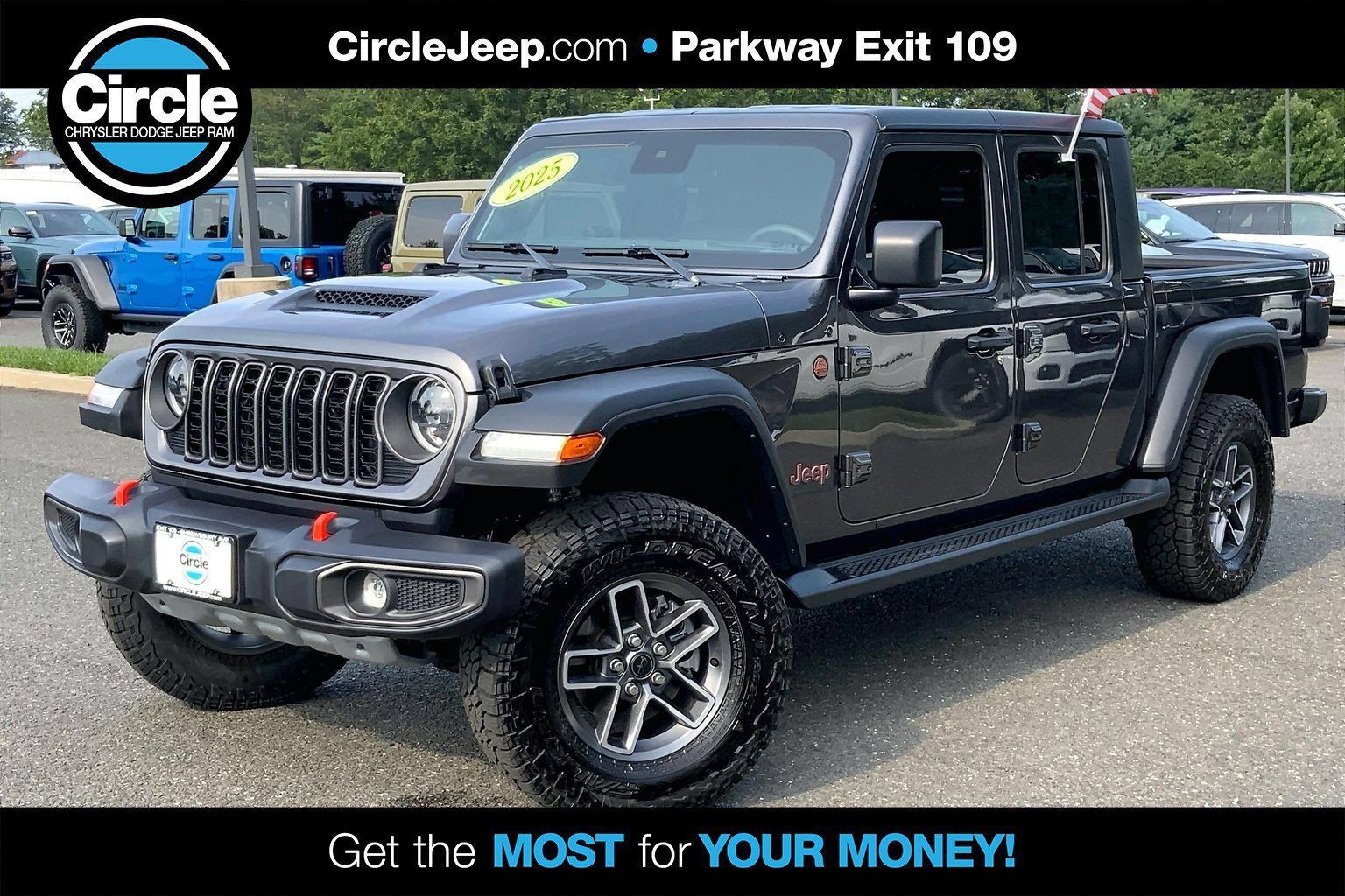 Certified 2025 Jeep Gladiator Mojave w/ Safety Group AWD/4WD 360° Tour