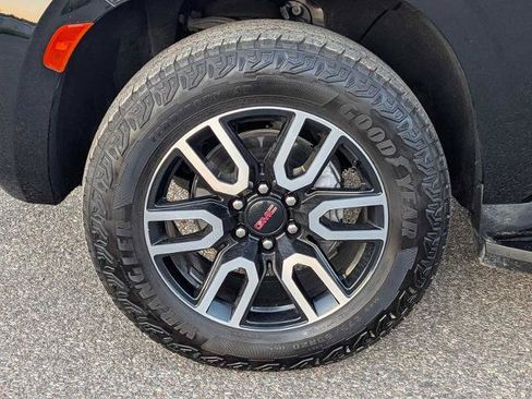 Used 2023 GMC Yukon AT4 w/ Max Trailering Package AWD/4WD image 12