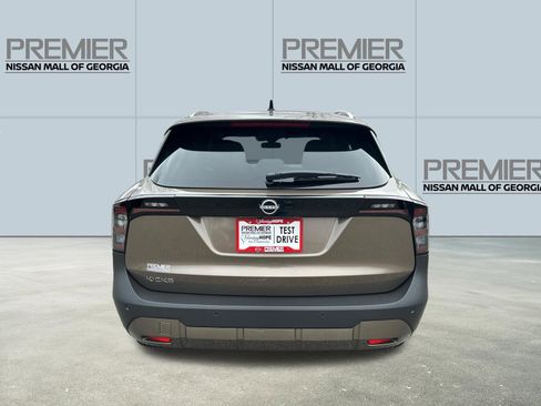 Used 2026 Nissan Kicks SV image 6