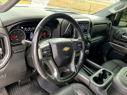 Used 2020 Chevrolet Silverado 2500 LTZ w/ LTZ Premium Package image 15