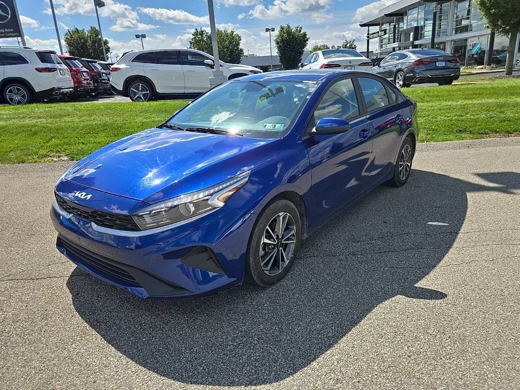 Certified 2023 Kia Forte LXS FWD image 9