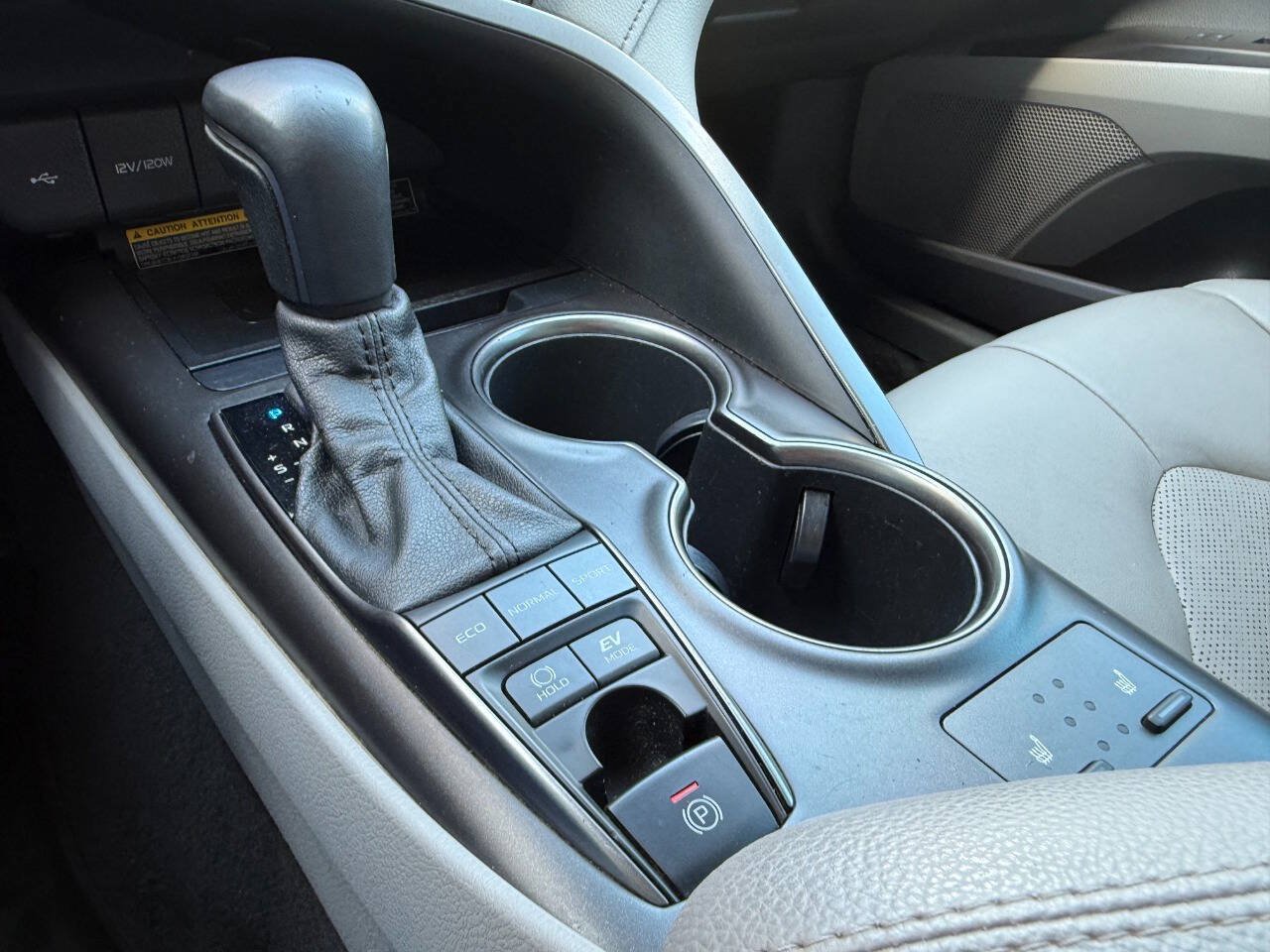Used 2021 Toyota Camry XSE FWD image 47