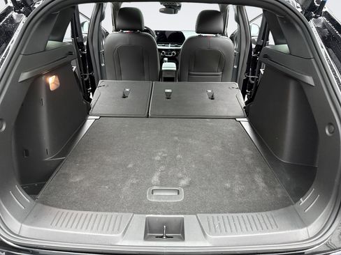 Used 2024 Chevrolet Trax RS w/ Sunroof Package image 23