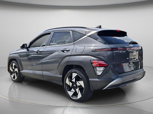 Used 2024 Hyundai Kona Limited FWD image 7
