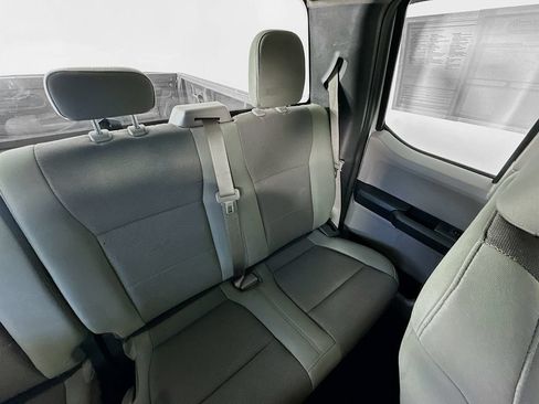 Used 2015 Ford F150 XL w/ Equipment Group 101A Mid AWD/4WD image 14