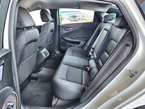Used 2024 Chevrolet Malibu LT FWD image 17