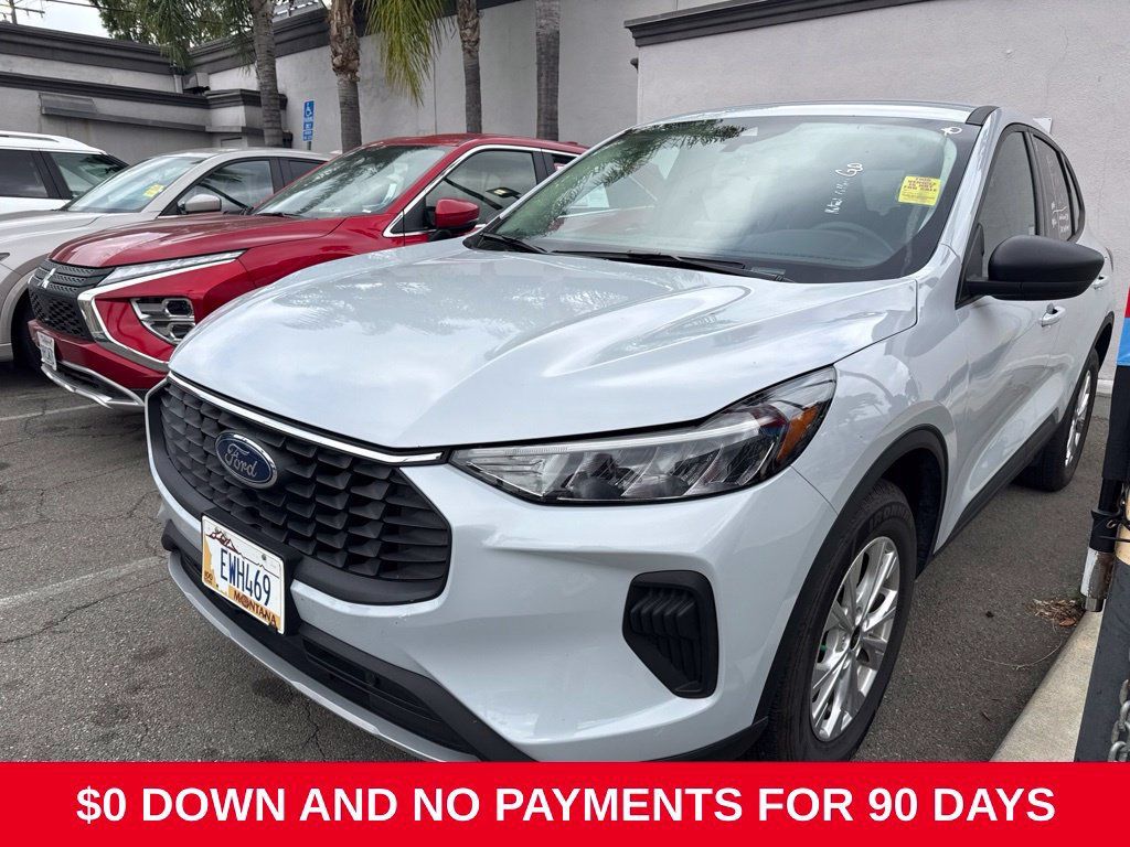 Used 2025 Ford Escape Active AWD/4WD image 1