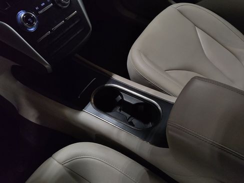 Used 2018 Lincoln MKC Premiere image 26