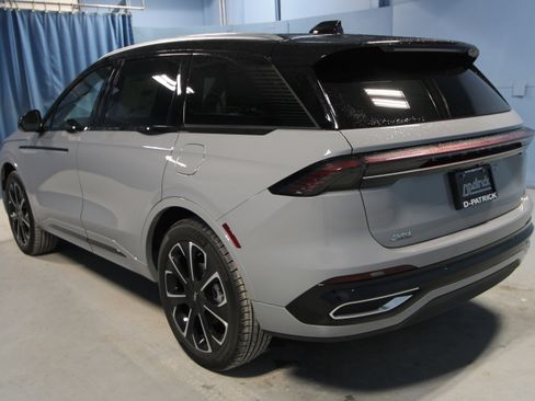 New 2026 Lincoln Nautilus Reserve image 28