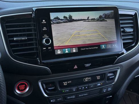 Used 2025 Honda Ridgeline TrailSport image 18