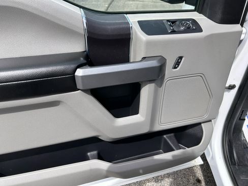 Used 2018 Ford F150 XLT RWD image 10