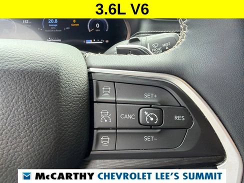Used 2023 Jeep Grand Cherokee Altitude AWD/4WD image 20