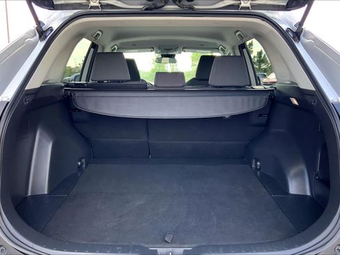 Used 2024 Toyota RAV4 XLE FWD image 34