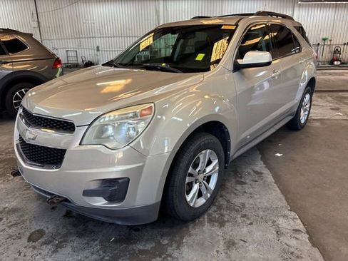 Used 2010 Chevrolet Equinox LT image 5
