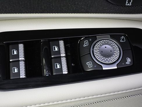 New 2026 Lincoln Nautilus Reserve w/ Jet Appearance Package AWD/4WD image 23