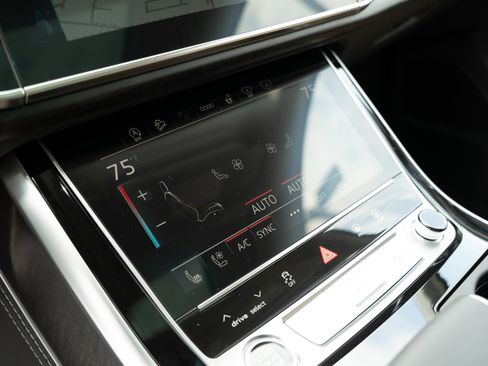 New 2026 Audi Q7 3.0T Prestige image 14