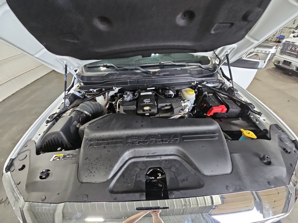 Used 2023 RAM 2500 Laramie AWD/4WD image 30