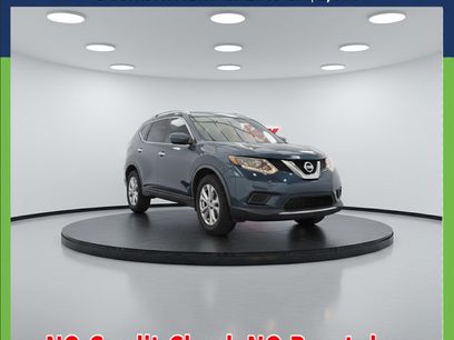 Used 2016 Nissan Rogue SV
