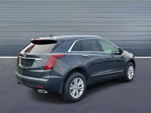 Used 2022 Cadillac XT5 Luxury FWD image 3
