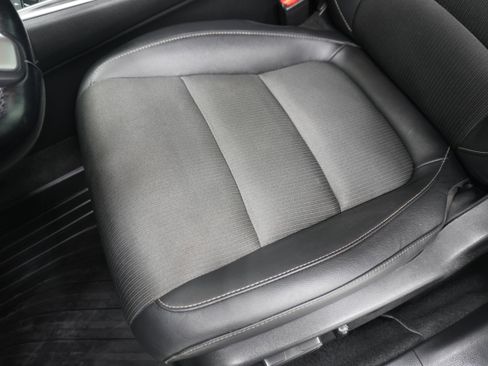 Used 2021 Honda Accord Sport image 12