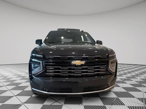 New 2026 Chevrolet Suburban High Country AWD/4WD image 8
