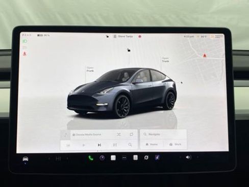 Used 2023 Tesla Model Y Long Range image 30