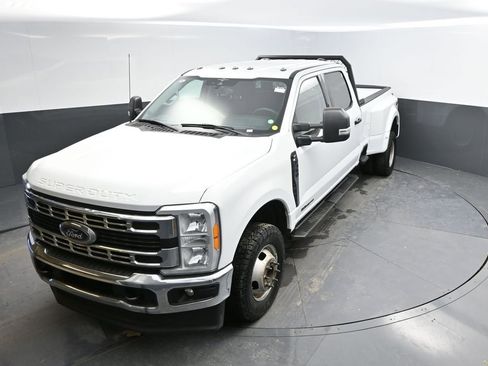 Used 2023 Ford F350 XLT image 26