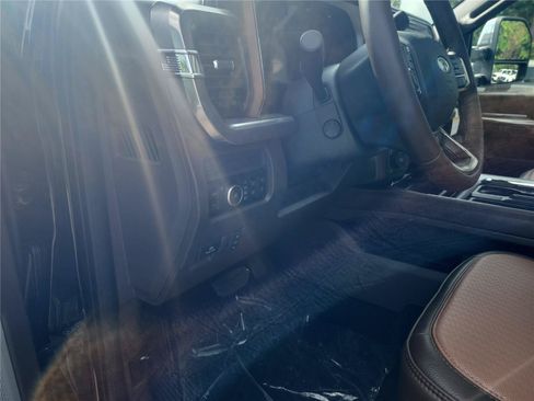 New 2026 Ford F250 King Ranch w/ Chrome Package AWD/4WD image 14