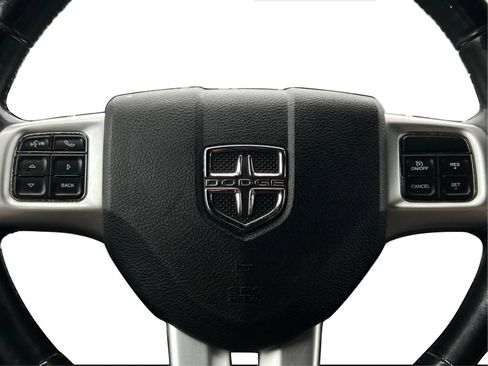Used 2019 Dodge Grand Caravan GT FWD image 23