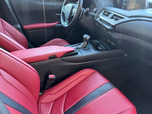 Used 2021 Lexus UX 250h F Sport w/ Accessory Package (Z2) image 17