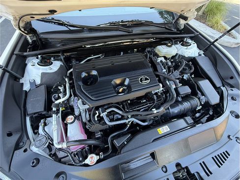 Used 2022 Lexus ES 300h w/ Premium Package FWD image 28