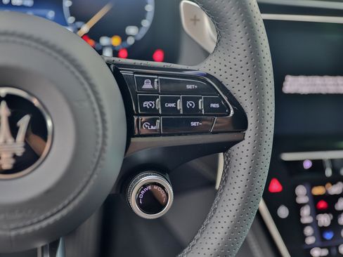 New 2024 Maserati Grecale GT image 21