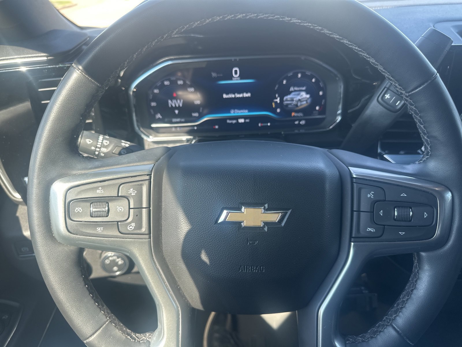 Used 2023 Chevrolet Silverado 1500 LT RWD image 12